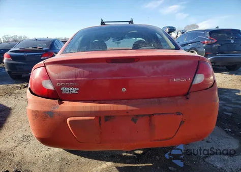 2002 Dodge Neon z USA, uszkodzony, nr VIN 1B3ES26C72D574606